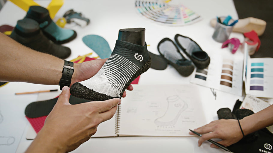 Skinners 2.0: Ultraportable Sockenschuhe für Alltag, Sport und Reise